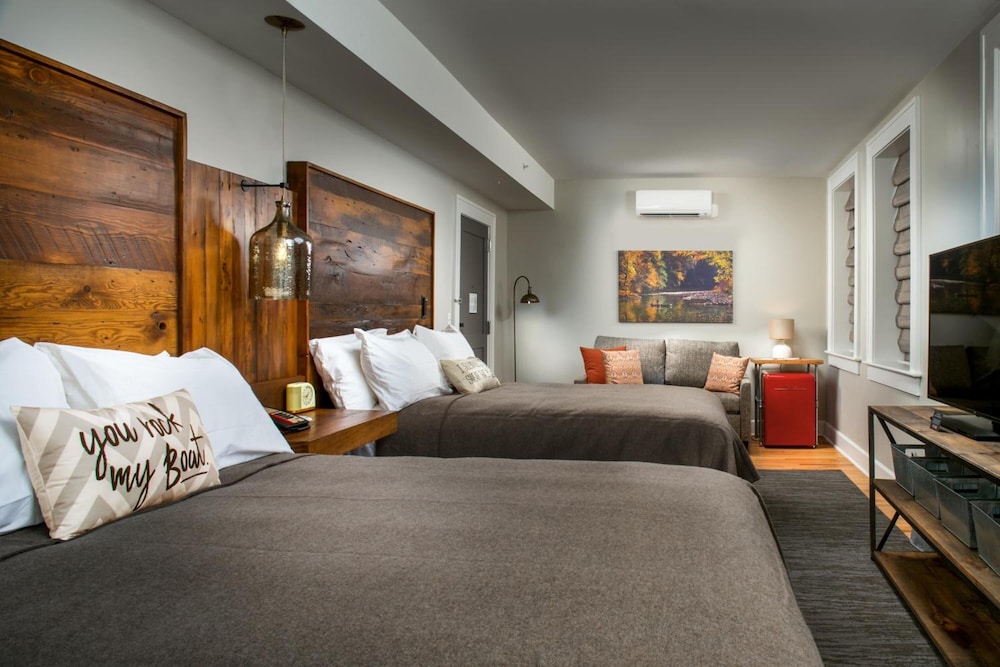 Western Front Hotel - photo 9