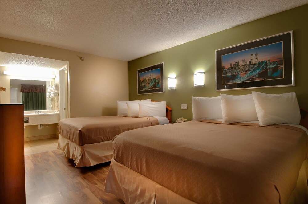 Vagabond Inn Bakersfield North - photo 5