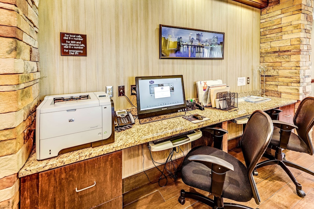 Hampton Inn by Hilton Columbus I 70E Hamilton Rd - photo 67