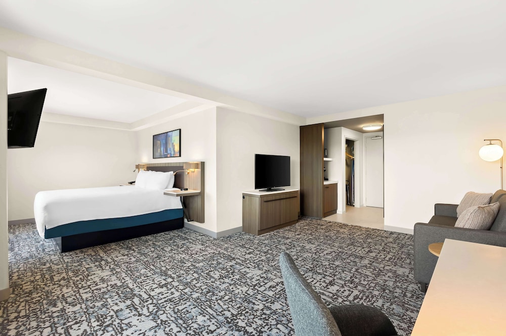 Hilton Garden Inn San Mateo - photo 12