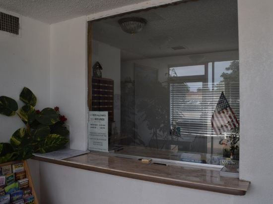 Imperial Motel - photo 6
