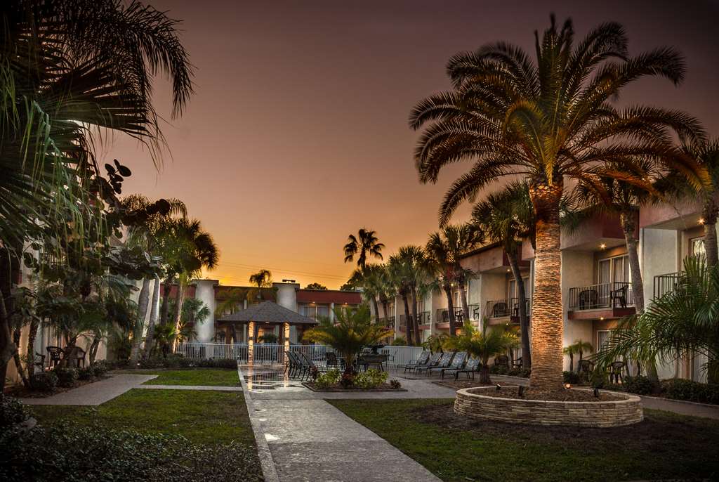 La Quinta Inn by Wyndham Clearwater Central - photo 10