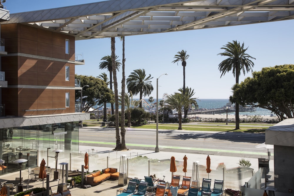 Shore Hotel - photo 33