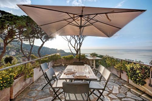Appartamento Accogliente Vista Mare — 4-Star Luxury Hotel in Camogli, Italy