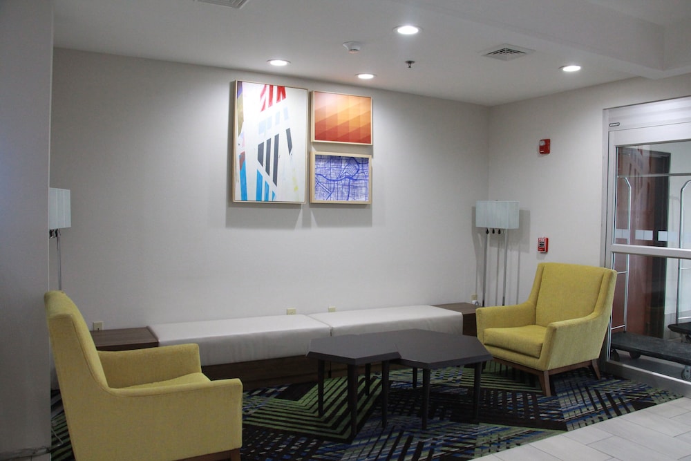 Holiday Inn Express and Suites Wytheville by IHG - photo 73