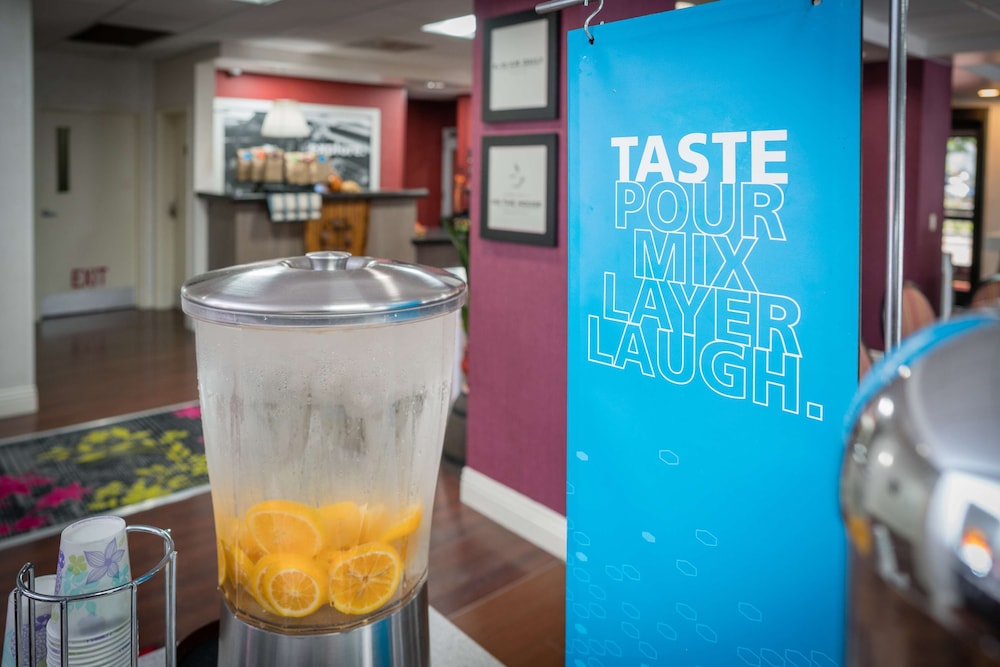 Hampton Inn Livermore - photo 43