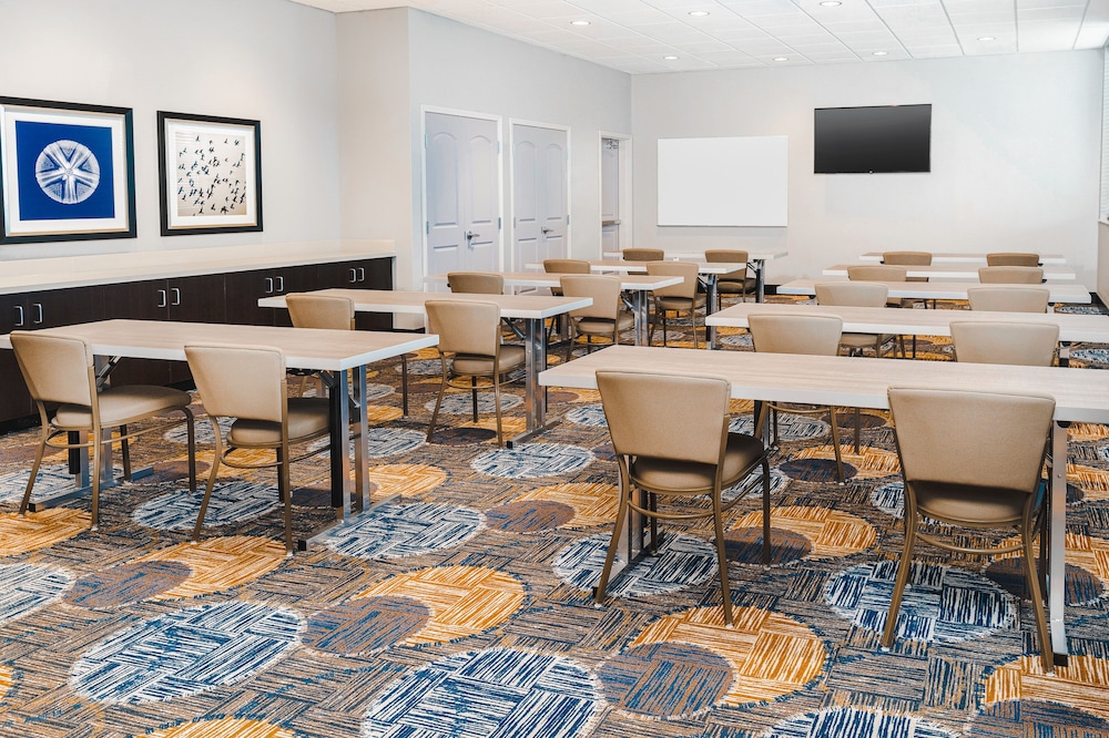 Staybridge Suites Nashville Vanderbilt Area by IHG - photo 59