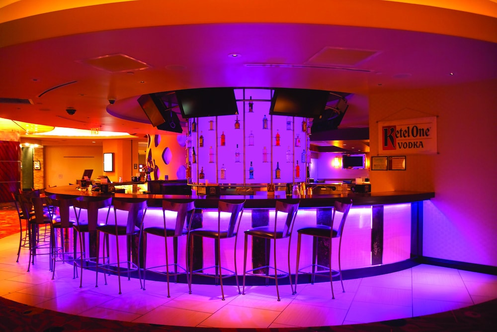 Harrah's Joliet Casino & Hotel A Caesars Rewards Destination - photo 41