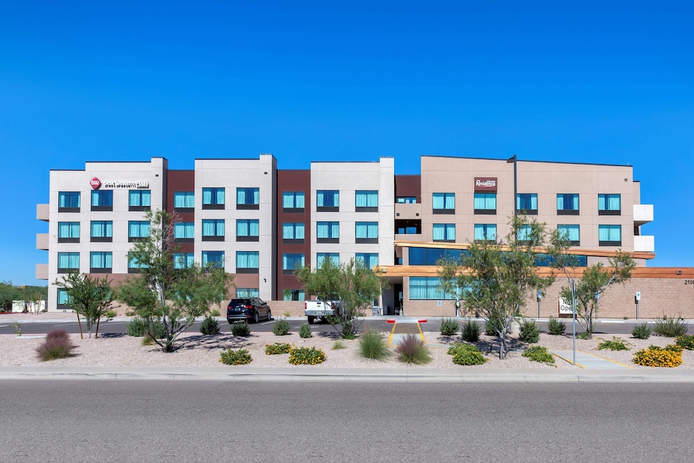 Best Western Plus Executive Residency Phoenix North Happy Valley - photo 80