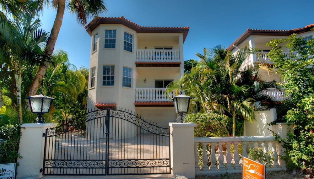 Villa Florence — 4-Star Luxury Hotel in Holmes Beach, United States