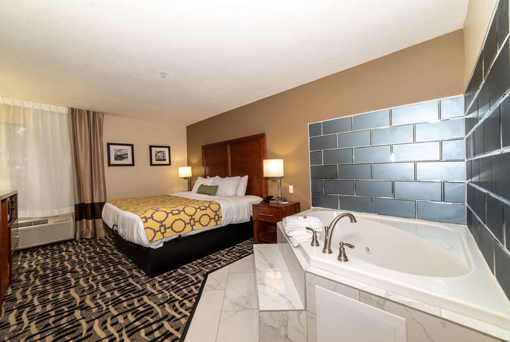 Baymont by Wyndham Caddo Valley Arkadelphia - photo 19