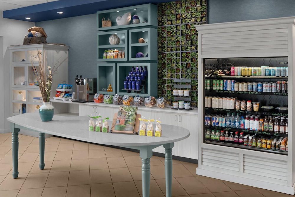 Hotel Indigo Mount Pleasant by IHG - photo 33