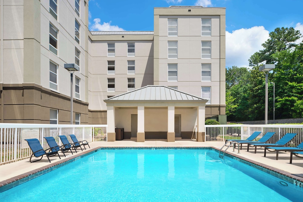 Hampton Inn & Suites Memphis East Germantown Area - photo 50