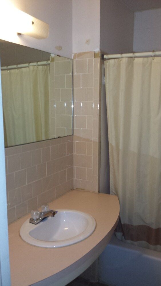 Rotan Inn - photo 20