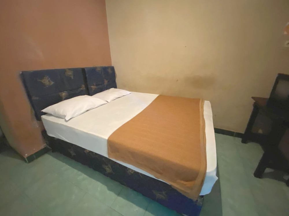 Hotel O Bale Gajog Near Sdn 2 Sekaroh in Senggigi, Indonesia