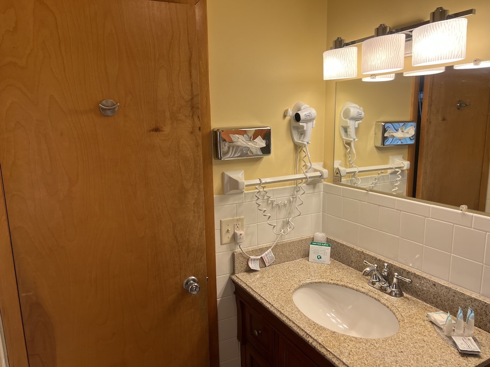 All Star Inn & Suites - photo 345