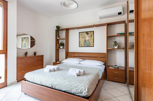 GuestHost Apartment with Balcony near Cisanello Hospital — 4-Star Luxury Hotel in Pisa, Italy