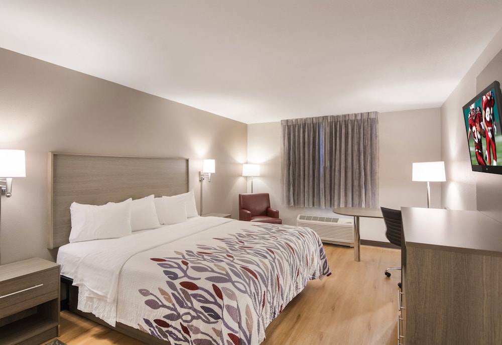 Red Roof Inn Chester - photo 6