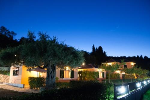 Athina Villas — 4-Star Luxury Hotel in Lefkada, Greece