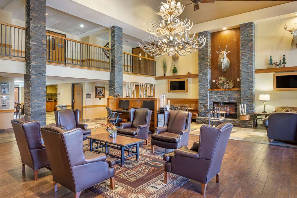 Comfort Inn at Thousand Hills - photo 2