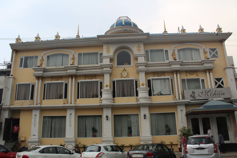 Hotel Mohan Continental in Patiala, India