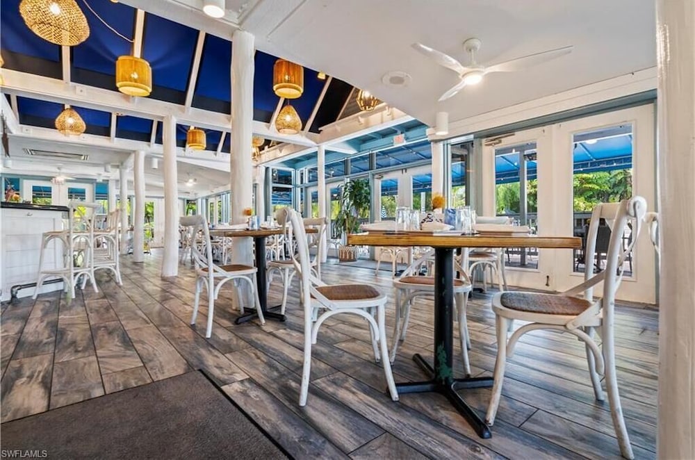Park Shore Resort - photo 54
