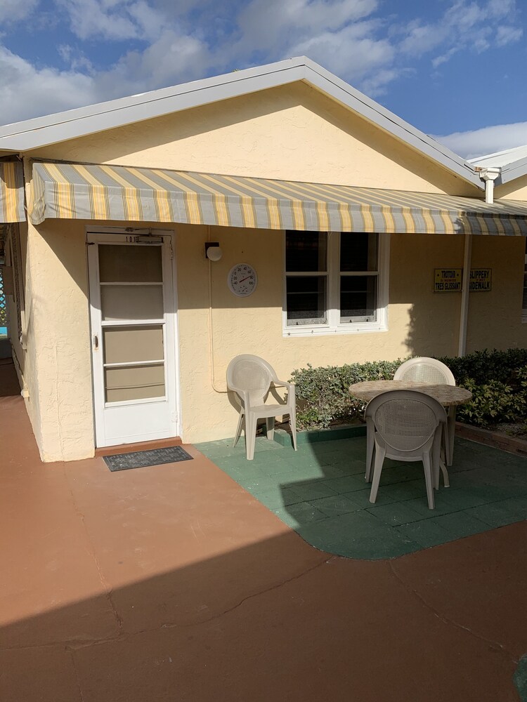 Expo Motel - photo 9