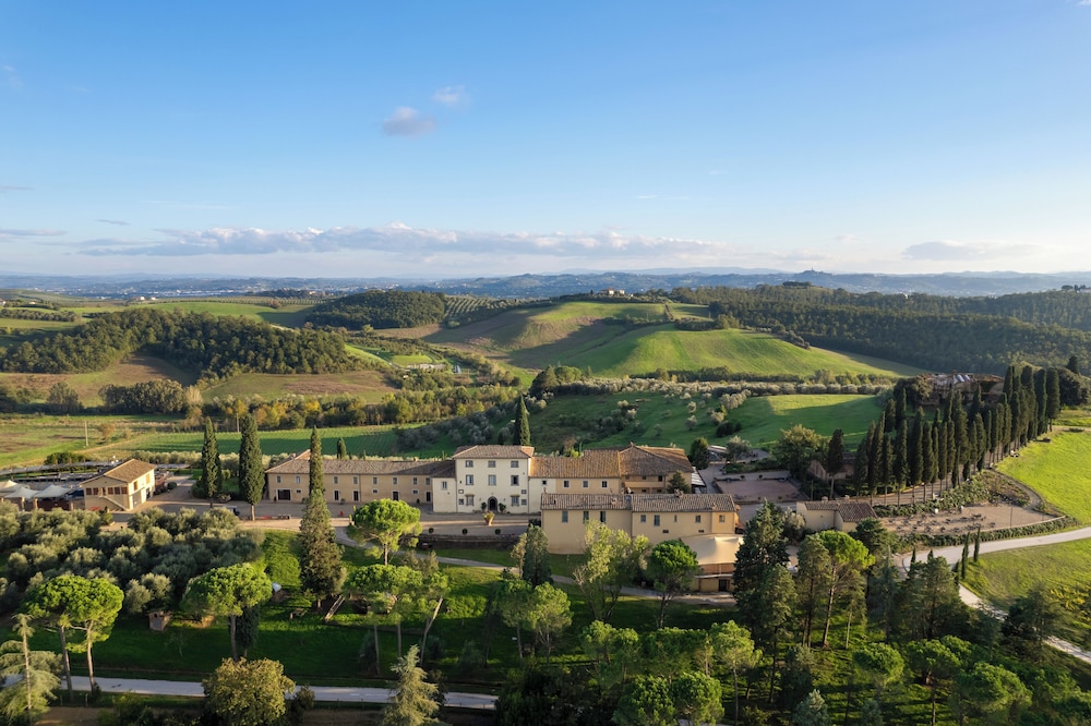 Villa Petriolo Small Luxury Hotels of the World — hotel in Cerreto Guidi