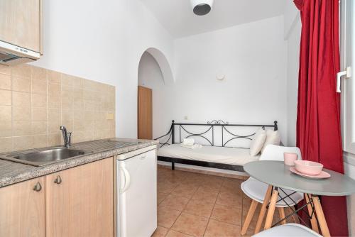 Ornos Apartments — Ornos — photo 5