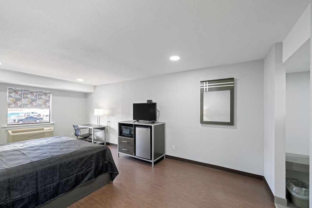 Americas Best Value Inn & Suites Brenham - photo 23