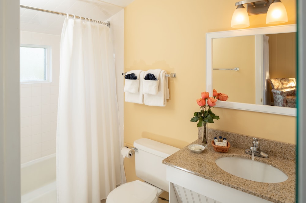 Dockside Guest Quarters & Restaurant - photo 83