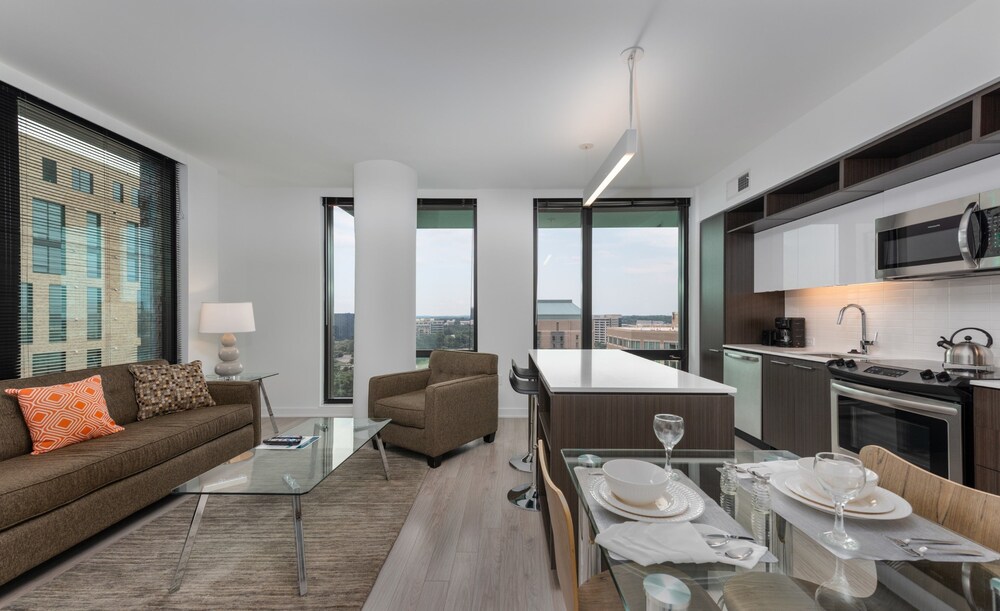 Global Luxury Suites at Reston Town Center - photo 61