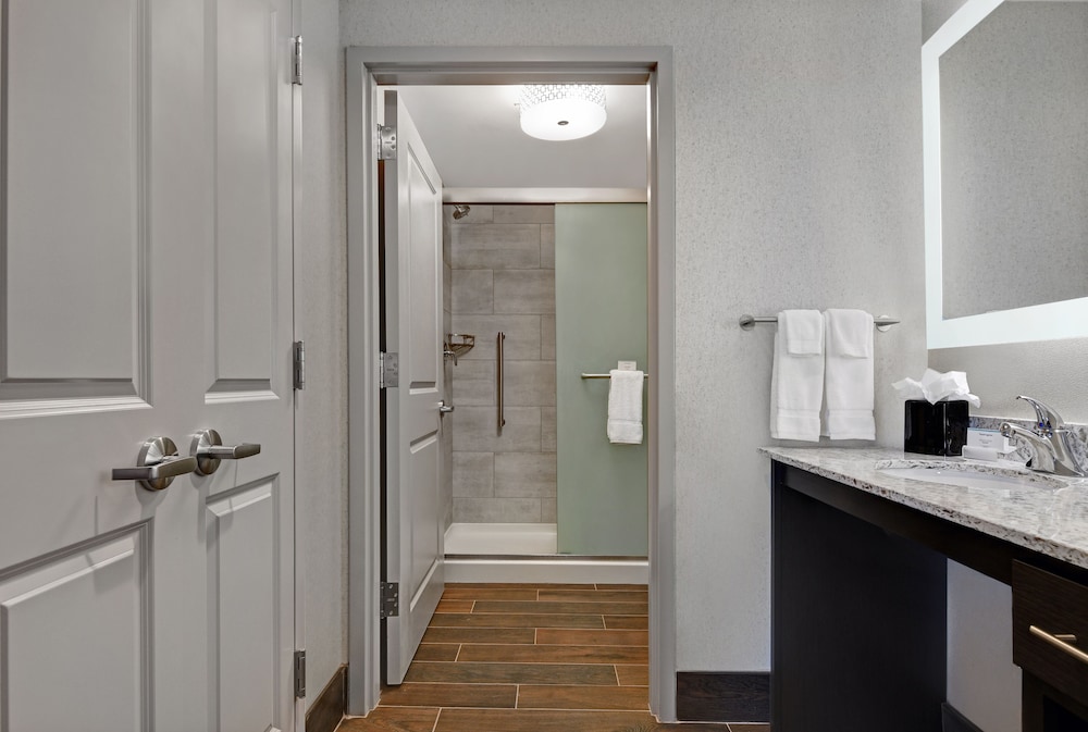 Homewood Suites by Hilton Louisville Airport - photo 31