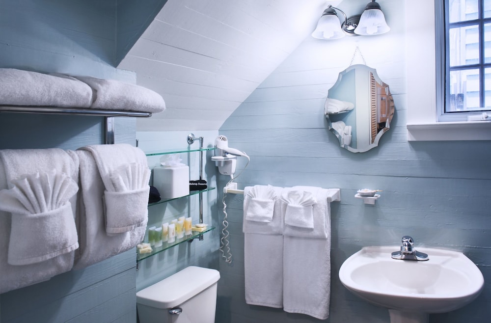 Island City House Hotel - photo 35