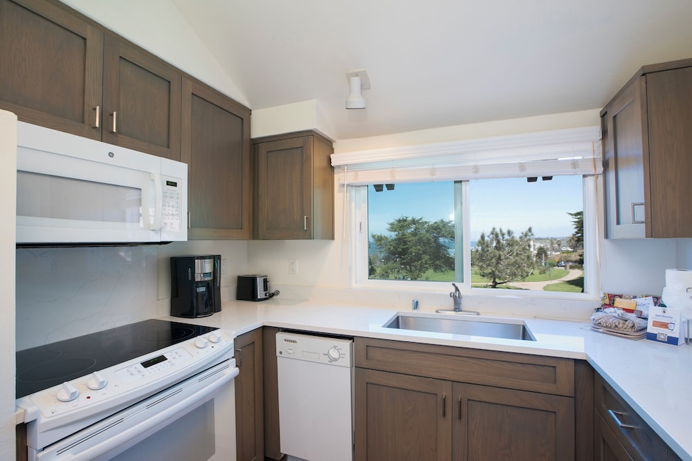 Wave Crest Resort - photo 21