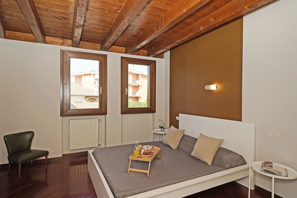 Garofano P1 9 by Wonderful Italy — 4-Star Luxury Hotel in Desenzano Del Garda, Italy