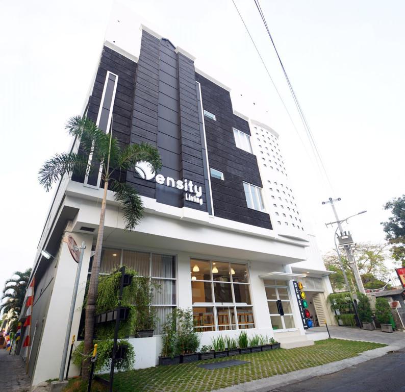 Density Living - carbon neutral hotel in Yogyakarta