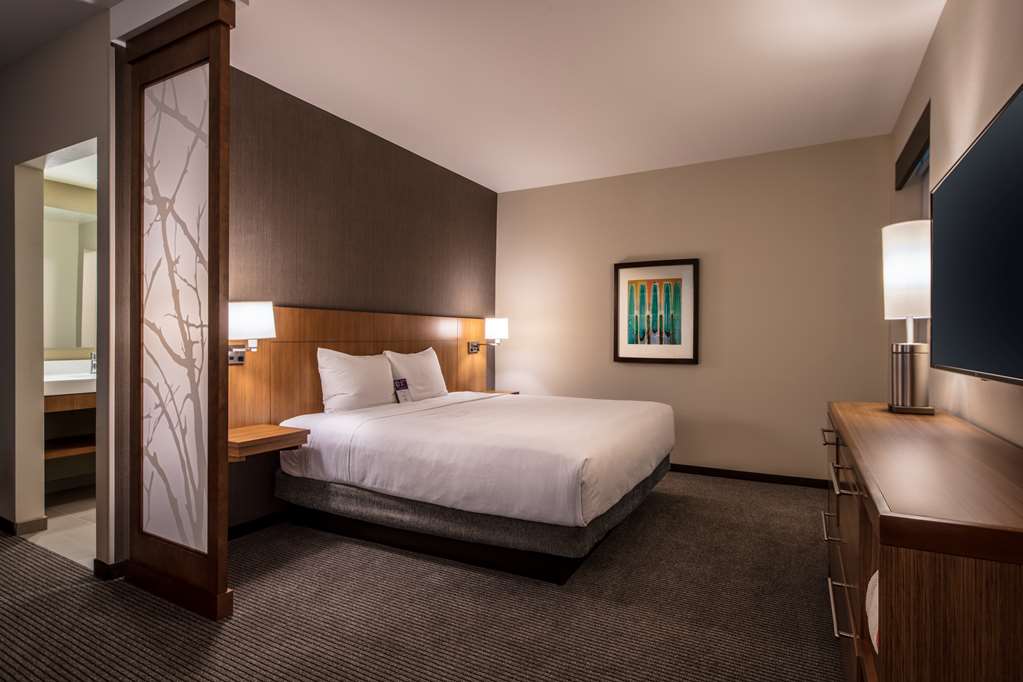 Hyatt Place Delano - photo 18