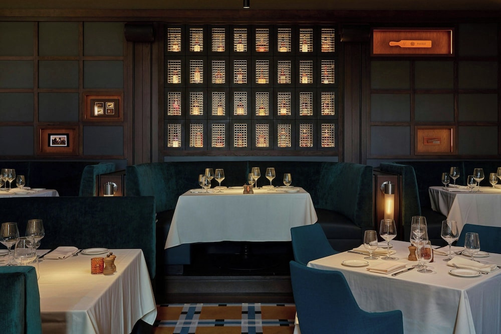 The Union Club Hotel at Purdue University Autograph Collection - photo 73