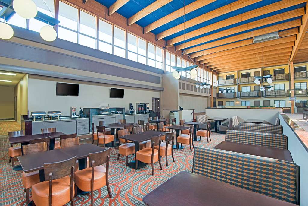 Ramada Plaza & Conf Center by Wyndham Gillette - photo 19