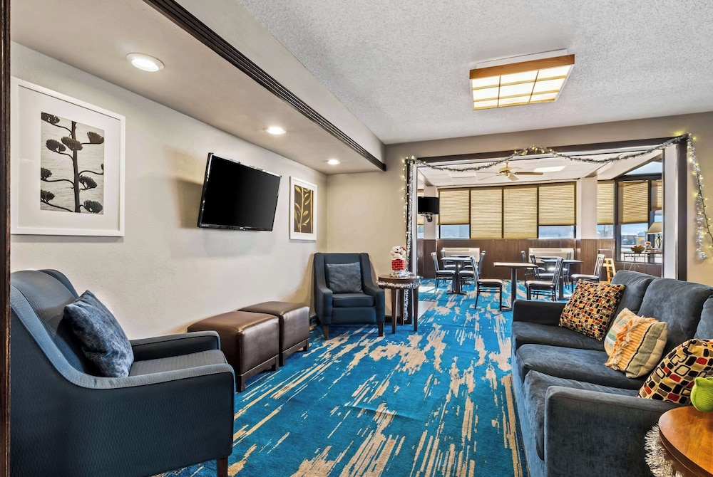 Quality Inn Sidney I 80 - photo 5