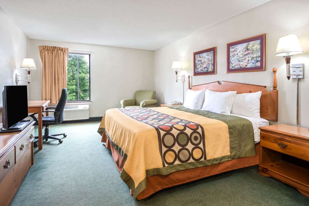 Super 8 by Wyndham Pevely - photo 8