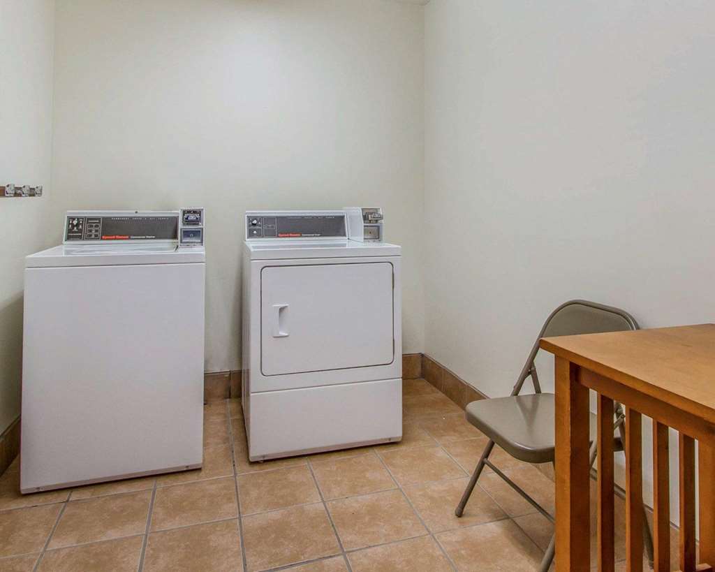 Rodeway Inn Fremont Ne - photo 34