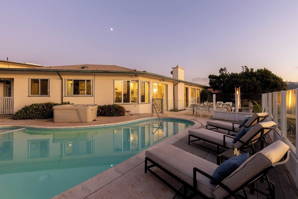 Vista by Avantstay Stunning Estate w Views of the Pacific Ocean Pool & Spa - photo 31
