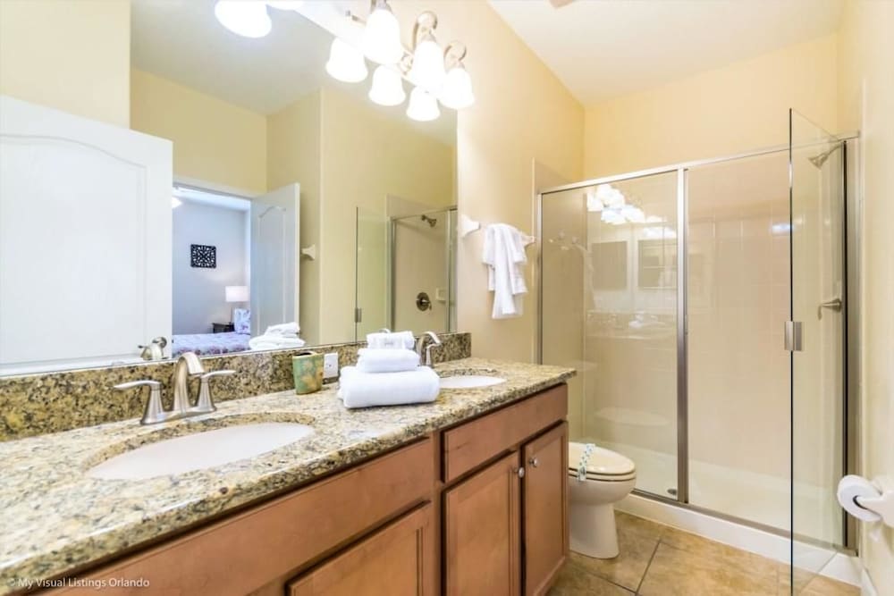 Amazing Champions Gate 9 Bedrom 5 Bath - photo 11