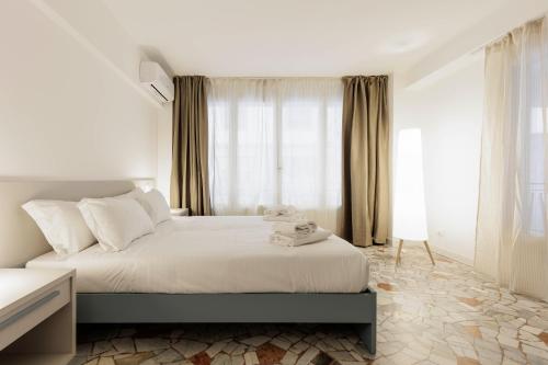 Giordano Luxury Home — 4-Star Luxury Hotel in Florence, Italy