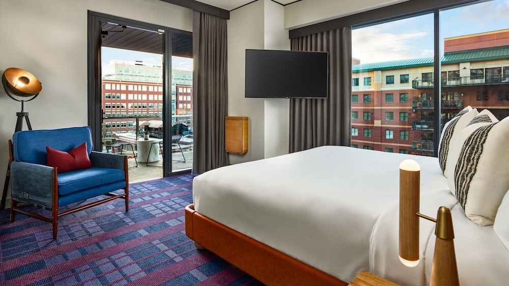 The Rally Hotel at McGregor Square - photo 43