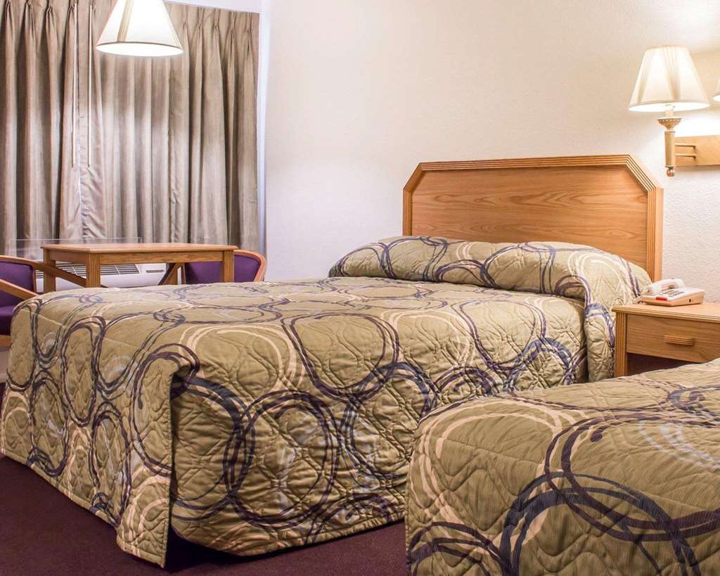Rodeway Inn Silver Creek Inn - photo 13