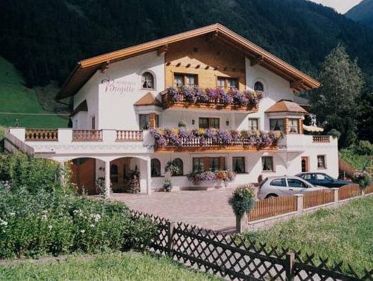 Apart WiesenPlatzl — 4-Star Luxury Hotel in Soelden, Austria