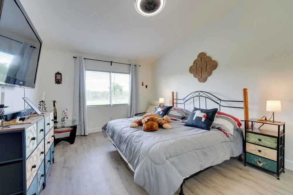 Pool and Patio Family Friendly Townhome By Disney — 4-Star Luxury Hotel in Davenport, United States